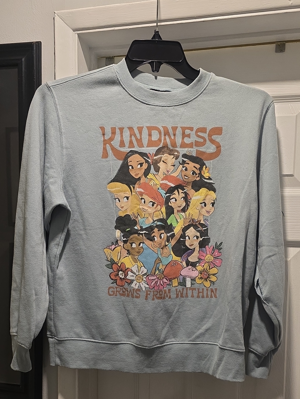 Light Bluish Green 'Kindness Grows From Within' Graphic Sweatshirt